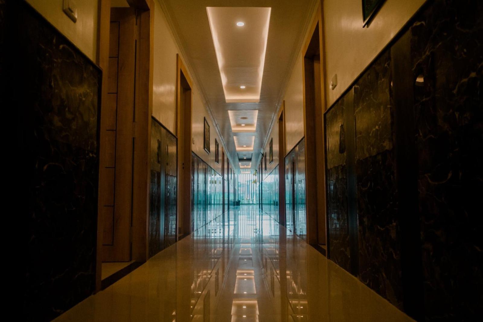 Hotel Grand Lotus Dimāpur Exterior foto